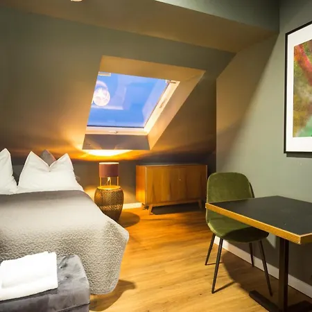 No.11 - 4 Familien - Suites Appartement