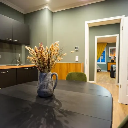 No.11 - 4 Familien - Suites Appartement Leipzig